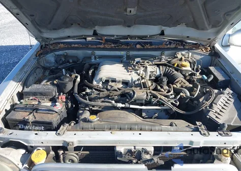 2003 Nissan Pathfinder Le from USA, damaged, VIN JN8DR09X33W706845